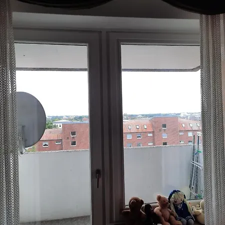 48 Qm Whole To Rent Out Near Ini And Mhh