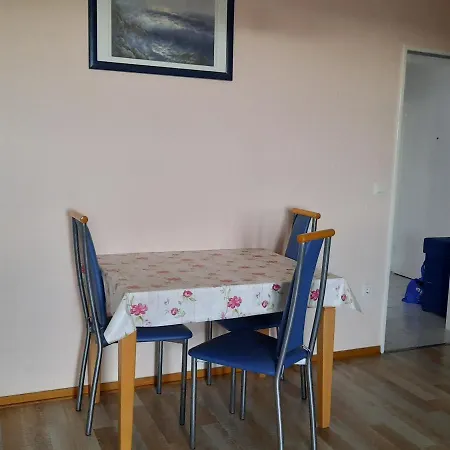 48 Qm Whole To Rent Out Near Ini And Mhh Hannover